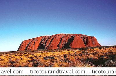Articoli - Perché Dovresti Visitare Uluru (Ayer'S Rock)?