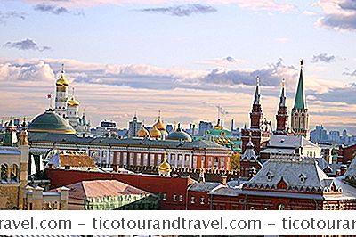 Asia - Panduan Ke Moskow: Ibukota Dari Rusia, Kota Kubah