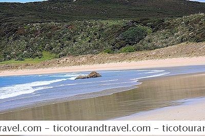 ऑस्ट्रेलिया और न्यूज़ीलैंड - नॉर्थलैंड के नग्न समुद्र तट
