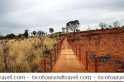 Artikler - Hvorfor Skal Du Besøge Uluru (Ayer'S Rock)?
