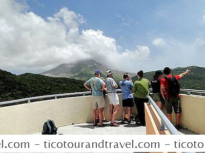 Categoría Caribe: Montserrat Volcano Tour