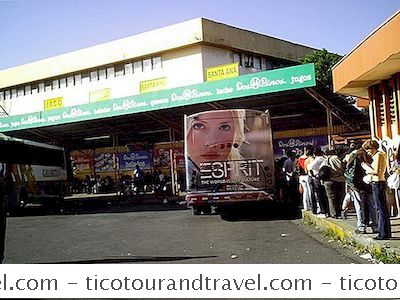 Centrale Amérique Du Sud - Terminal De Bus Coca Cola À San Jose Costa Rica