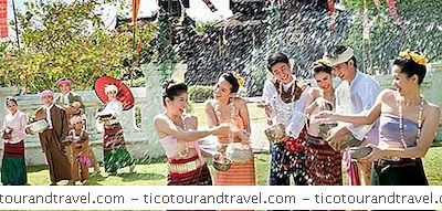 Asia - Sangkran: Thailand Water Festival
