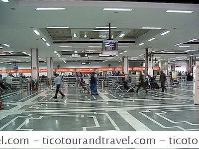 India - Aeroportul Mumbai Informații