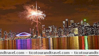 カナダ - トロントを予算で訪れる方法に関する旅行ガイド