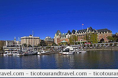 Victoria Day Long Weekend Ở Canada