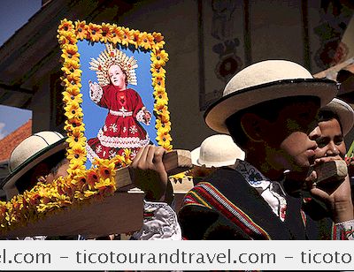 Trung & Nam Mỹ - Truyền Thống Giáng Sinh Ở Ecuador
