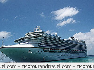 Croaziere - Crown Princess Cruise Ship Profil