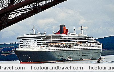 Kreuzfahrten - Innerhalb Der Queen Mary 2 Der Cunard-Linie