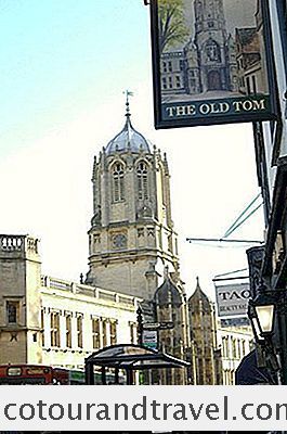 Oxford'Da Bir Öğleden Sonra - High Street'In Güneyinde, Sonra Pub'A Aşağı