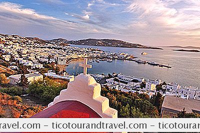 วิธีที่ดีที่สุดใน Santorini ไป Mykonos