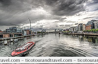 Dublin Entdeckte Kreuzfahrten Auf Dem Liffey