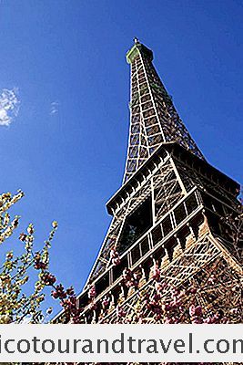 Fascinantes Imágenes De La Torre Eiffel A Lo Largo De Su Historia