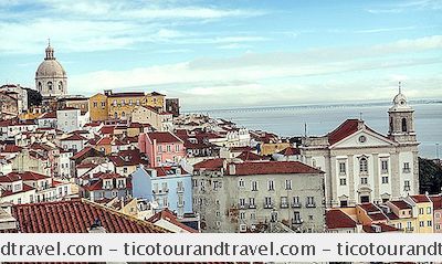 Reizen Naar En Van Lissabon En Faro, Portugal