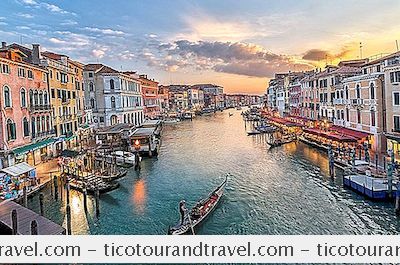 Eropah - Gondola Rides Di Venesia