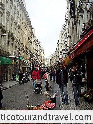 Rue Montorgueil Och Les Halles I Bilder