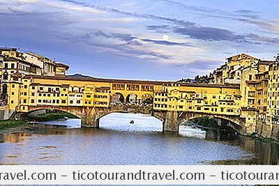ยุโรป - เยี่ยมชม Ponte Vecchio ในเมืองฟลอเรนซ์ประเทศอิตาลี