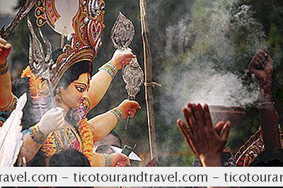 印度 - 2018年Durga Puja Festival