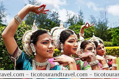 India - 5 Populære Musikk- Og Dansfestivaler På Top Temples I Odisha