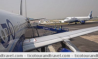 อินเดีย - สายการบินและสนามบินที่ดีที่สุดของอินเดียสำหรับปีพ. ศ. 2560