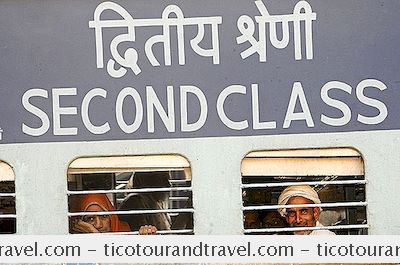 Klasser Af Rejser På Indiske Jernbaner Tog