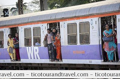 Hindistan - Mumbai Yerel Trenine Nasıl Gidilir?