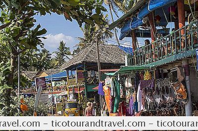 India - Varkala Beach Essential Travel Guide