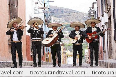 墨西哥 - 墨西哥流浪乐队音乐概述
