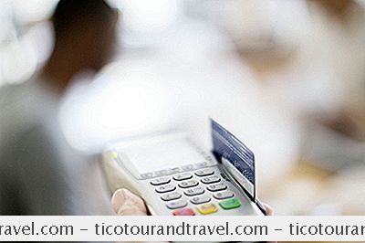 Discutarea Taxelor Incorecte Pentru Cardurile De Credit În Călătoria Dvs.