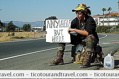 Säkerhet och försäkring - Hitchhiking Tips För Solo Traveler