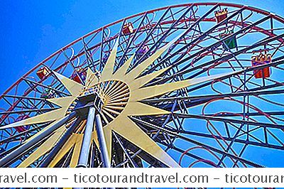 Mickey'S Fun Wheel Ride På Disney California Adventure