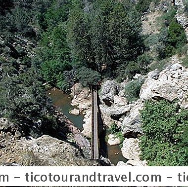 Kategori Amerika Birleşik Devletleri: Tonto Doğal Köprüsü Eyalet Parkı